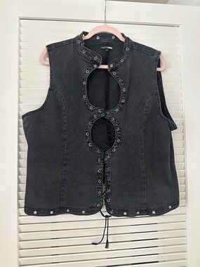 Fashion Nova Washed Black Lace-Up Grommet Denim Vest